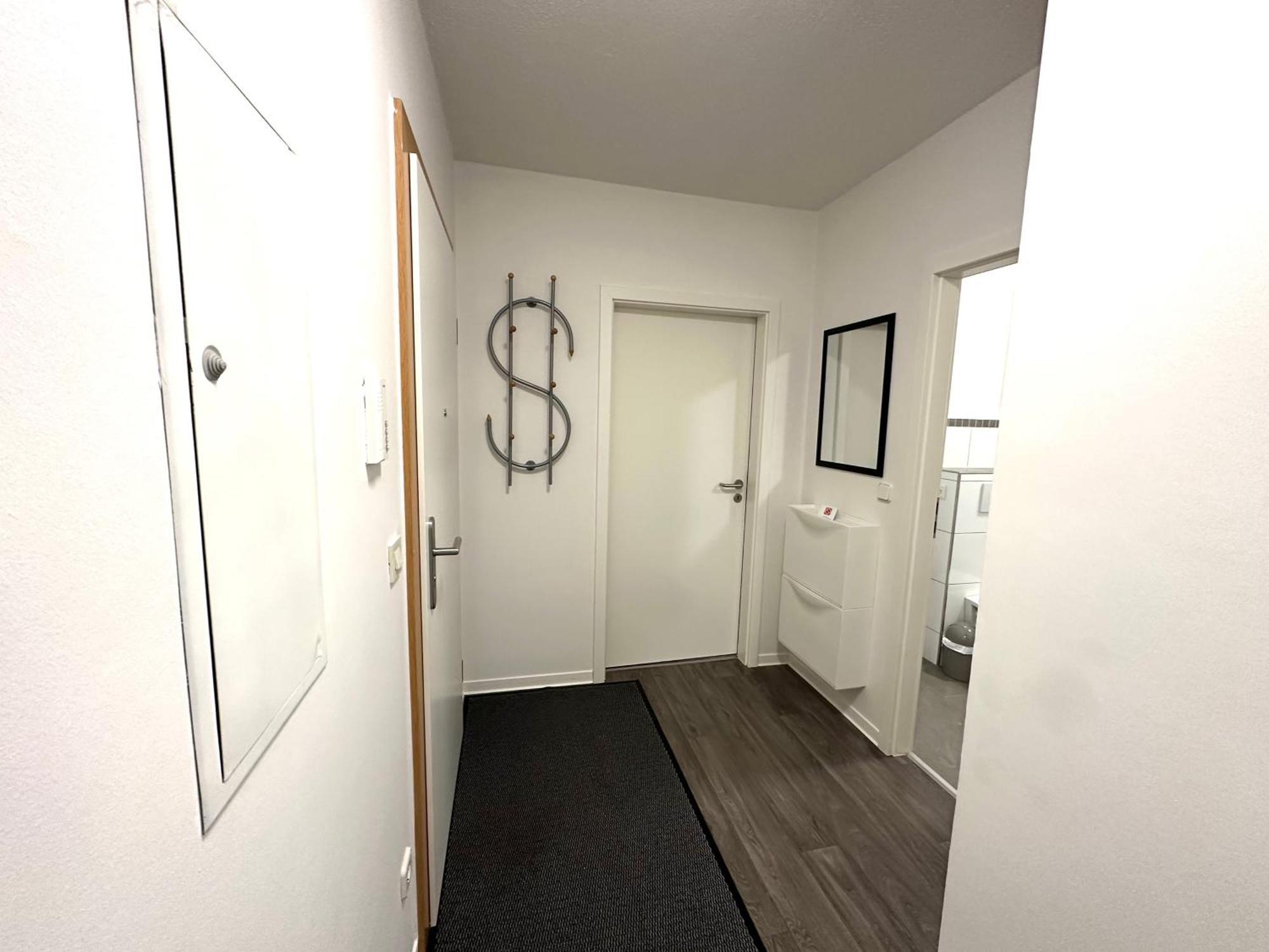 Olis Appartement In Нойс Екстериор снимка